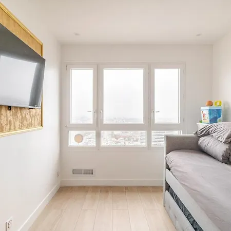 Nice Apartment With Amazing View Of Paris Plus Parking Exterior photo
